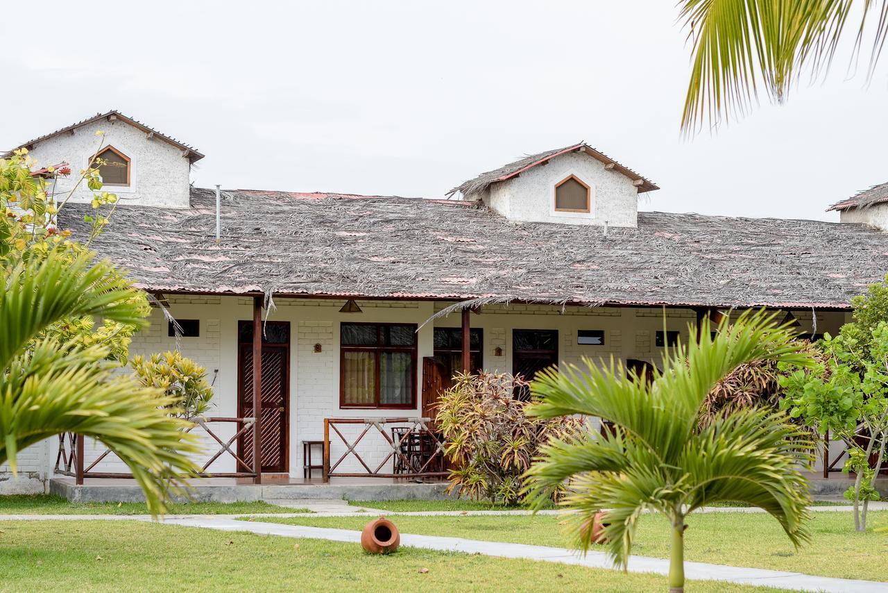 La Choza Bungalows Tambo Grande Eksteriør billede